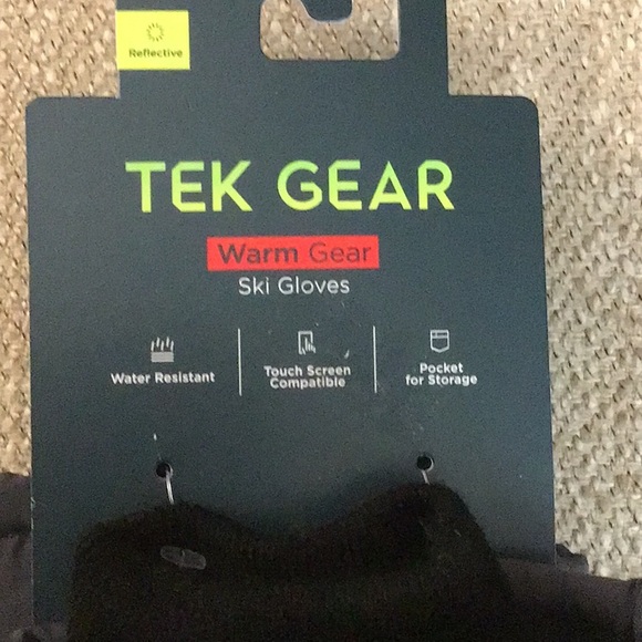 Tek Gear gloves - Picture 3 of 4